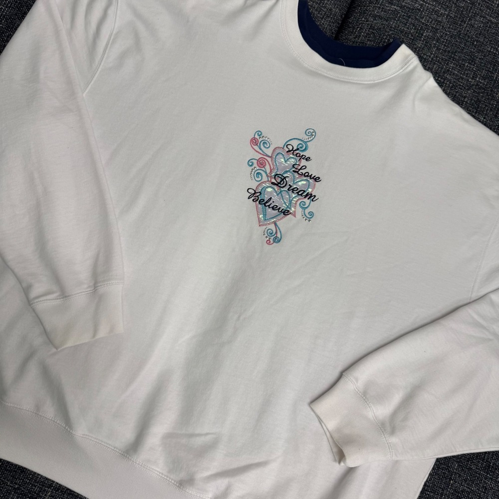 M&C Sportswear Sweatshirt Women 3X White Excellent Embroidered Hearts Rhinestone